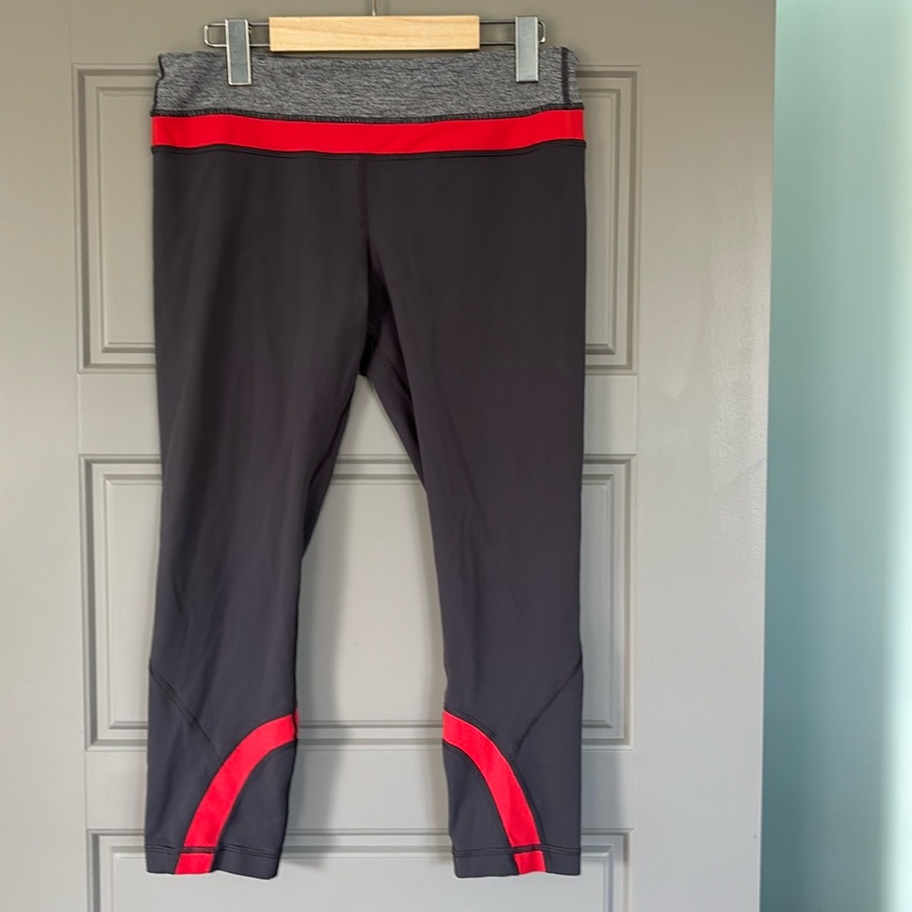 Lululemon Inspire II Cropped Leggings- Grey and Red Size 10